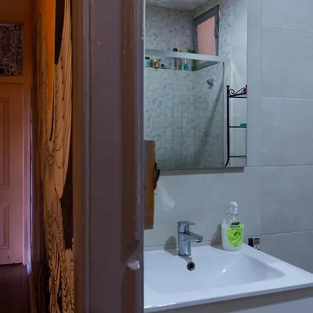 ゲストハウス Saudade